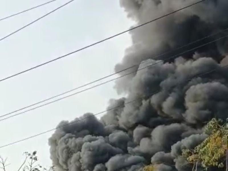 09_02_2022-fire_in_foam_factory