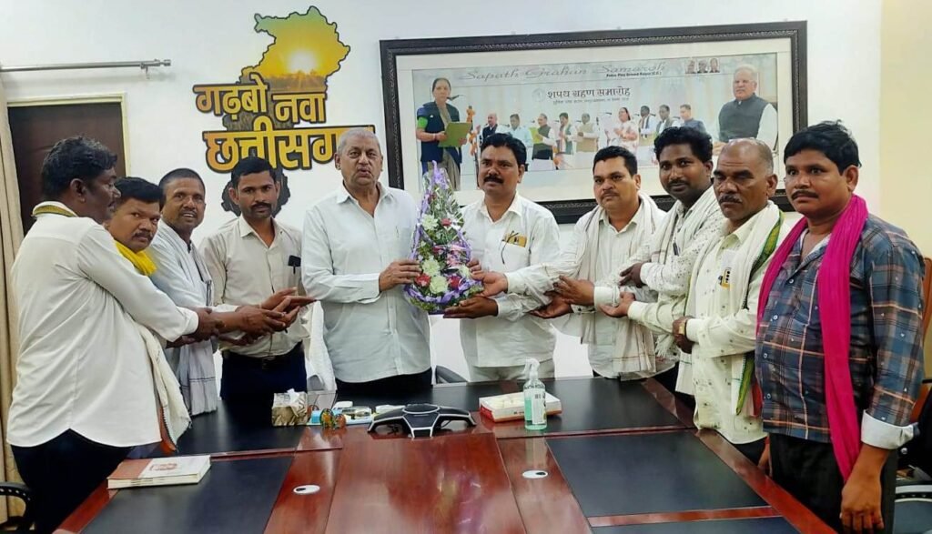 रायपुर : समाज की मजबूती के लिए एकजुटता जरूरी है – मंत्री मोहम्मद अकबर