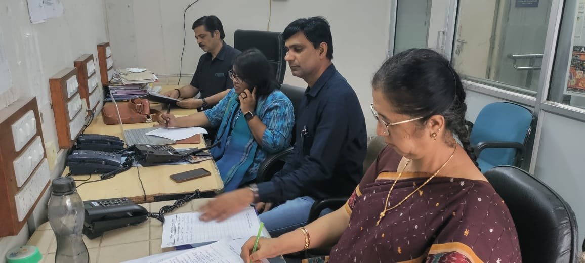 रायपुर : कक्षा 10वीं के बाद विषय चयन में मदद कर रहा है हेल्पलाईन 