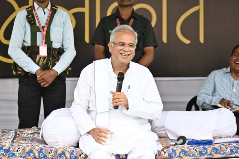 रायपुर : दुग्ध उत्पादक अपनी समिति बना लें खरीदी पर विचार करेगी सरकार