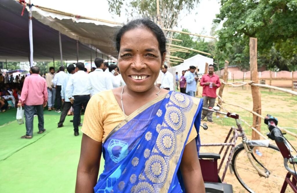 रायपुर : विकासखंड फरसाबहार के पंडरीपानी की कोयल स्व- सहायता समूह ने दाल प्रॉसेसिंग मिल से कमाए दो लाख 71 हजार रुपए…