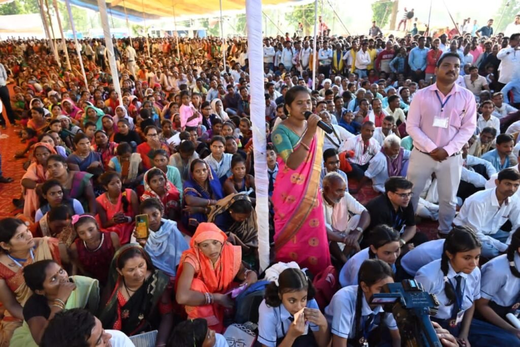 रायपुर : जयंती के समूह ने वर्मी कम्पोस्ट बेचकर खरीदा सेंट्रीग प्लेट