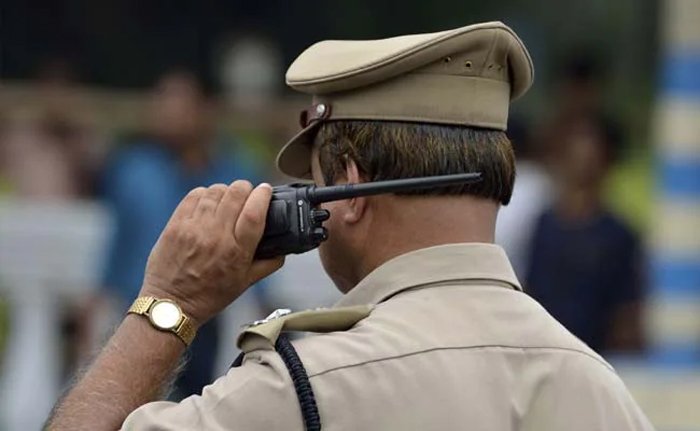 police_1-3.jpg