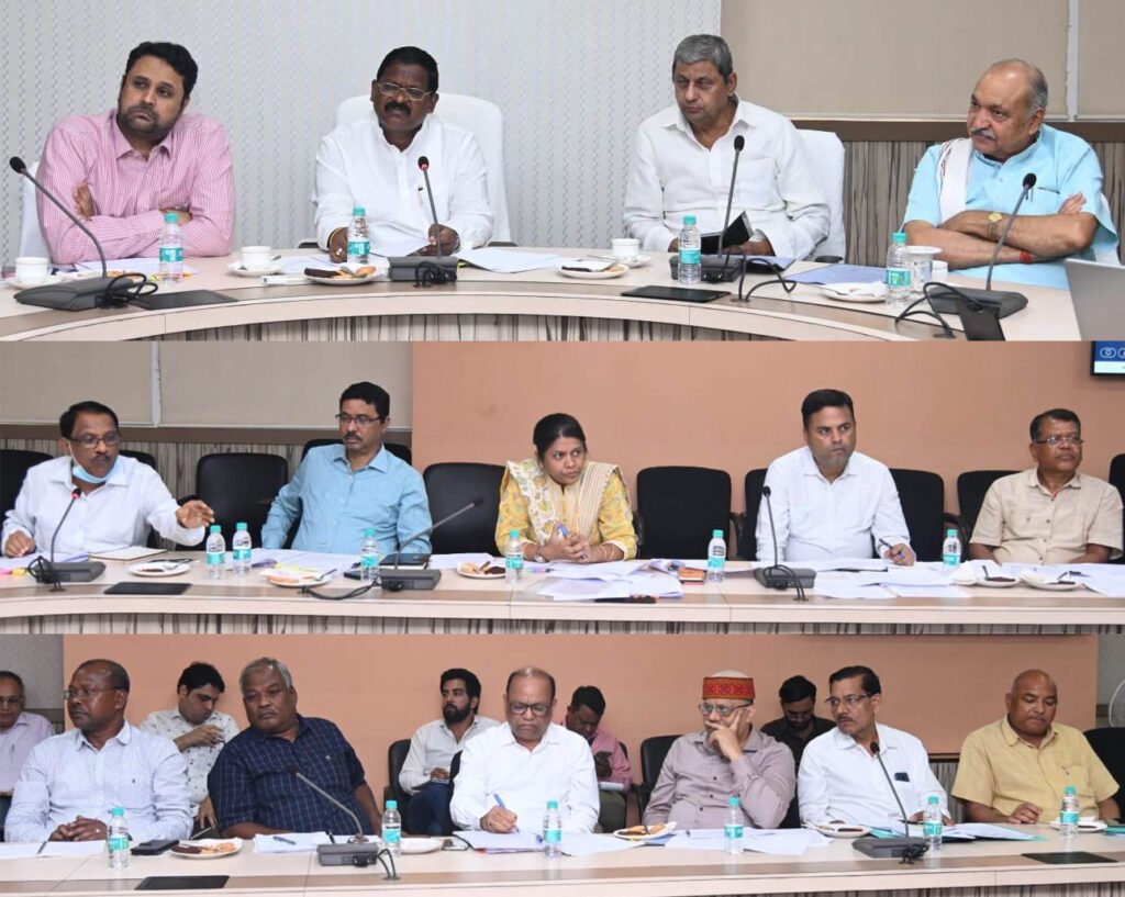 खरीफ विपणन वर्ष 2022-23 में किसानों से 110 लाख मीट्रिक टन धान खरीदी का लक्ष्य