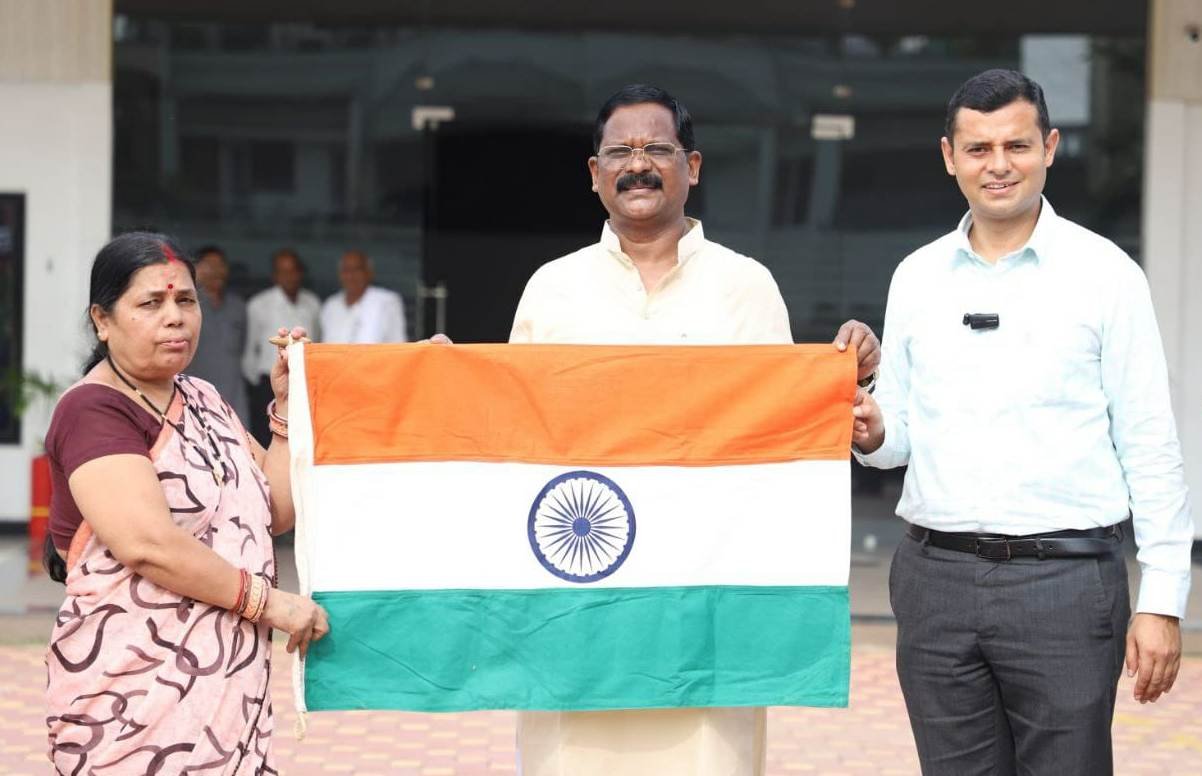 रायपुर:हर घर तिरंगा अभियान में लोगों की भागीदारी सुनिश्चित करें: श्री अमरजीत भगत