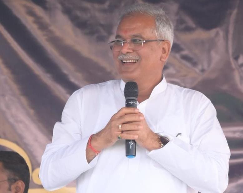 रायपुर : चेतन बाई ने कर्ज माफी और न्याय योजना का लाभ उठाकर मिली राशि से खरीदी खेती की जमीन