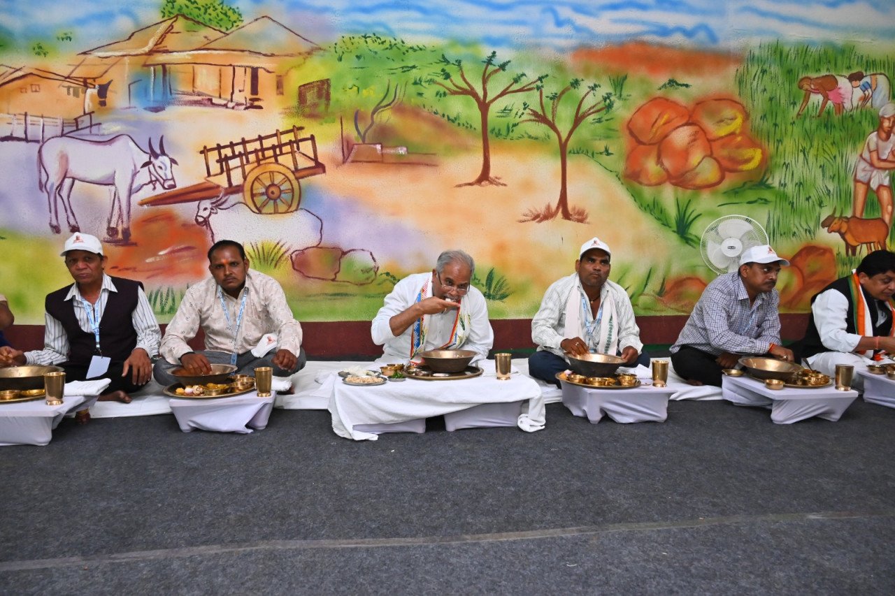 रायपुर : सोशल मीडिया में हमर बोरे बासी की मची धूम