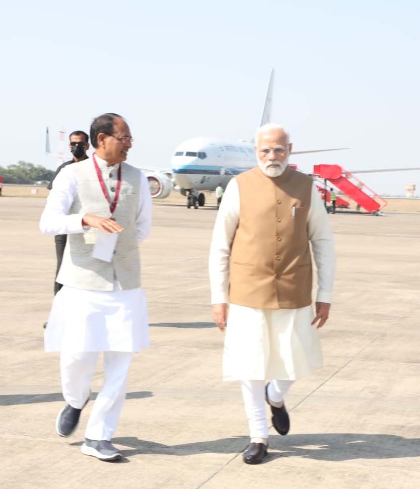 modi_l_shivraj-1.jpg