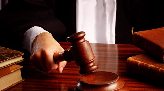 COURT-HAMMER-1.jpg