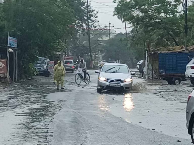 Mosam_Barish_01.jpg