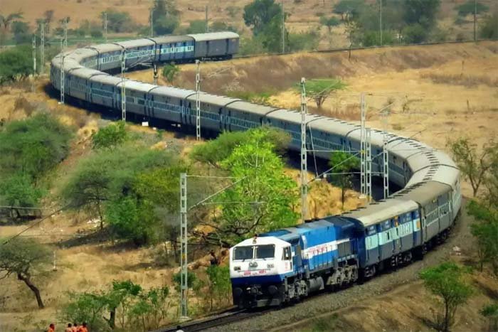 train_noo-3.jpg