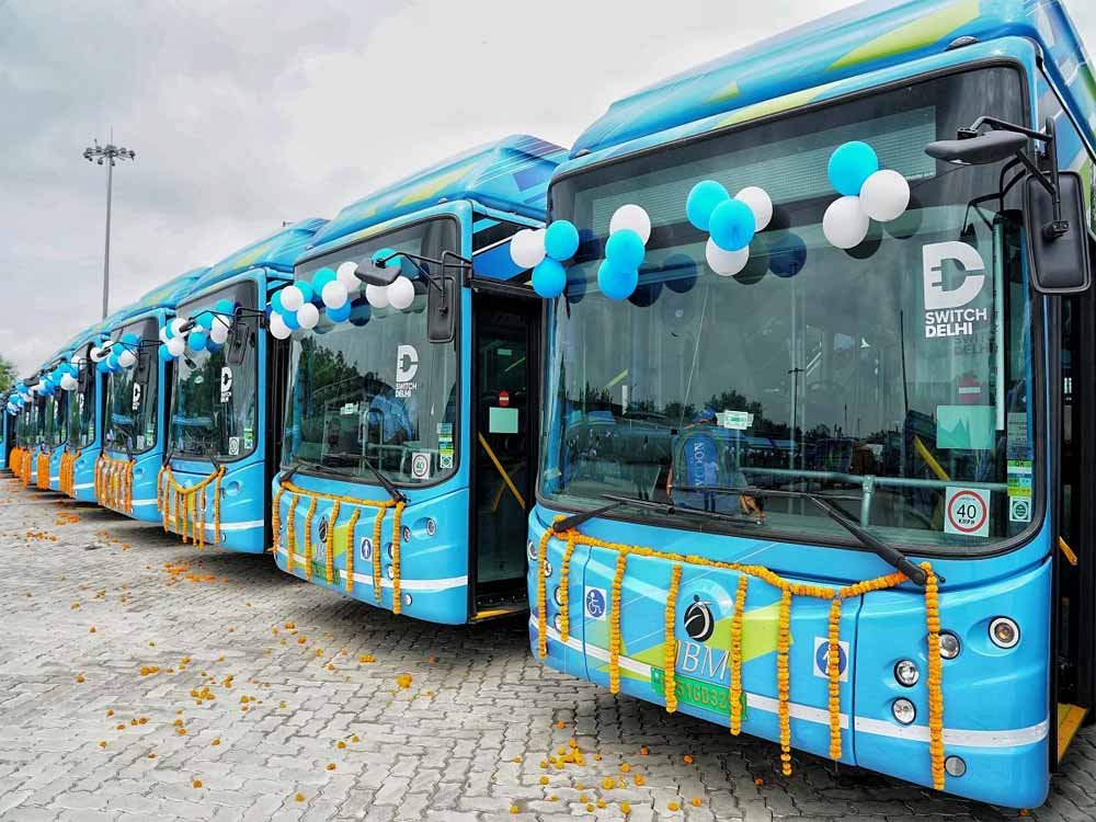 bus1.jpg