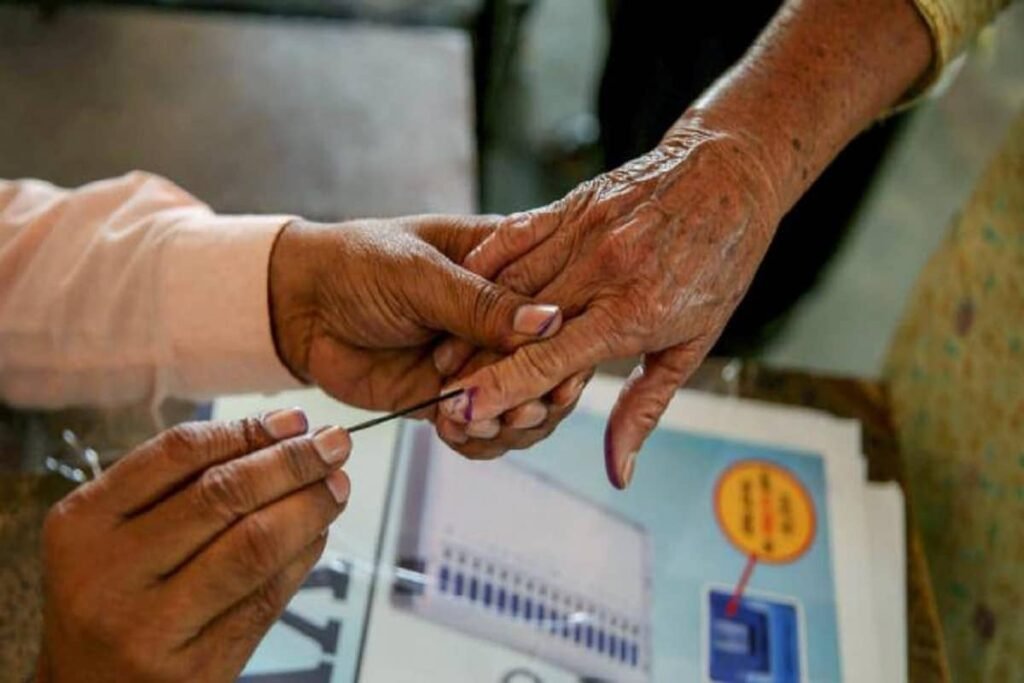 Voter1F-4.jpg