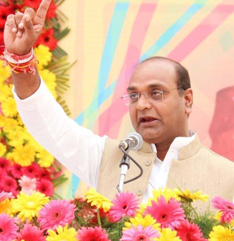 vishvas_sarang_u1.jpg