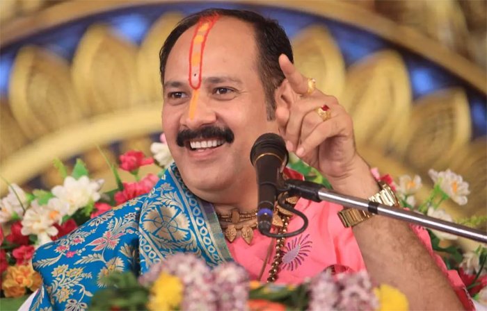 pandit_Pradeep_Mishra.jpg