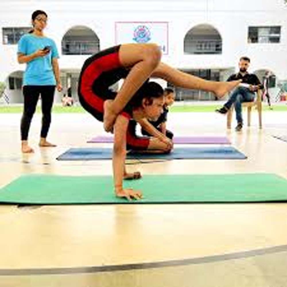 yog01.jpg