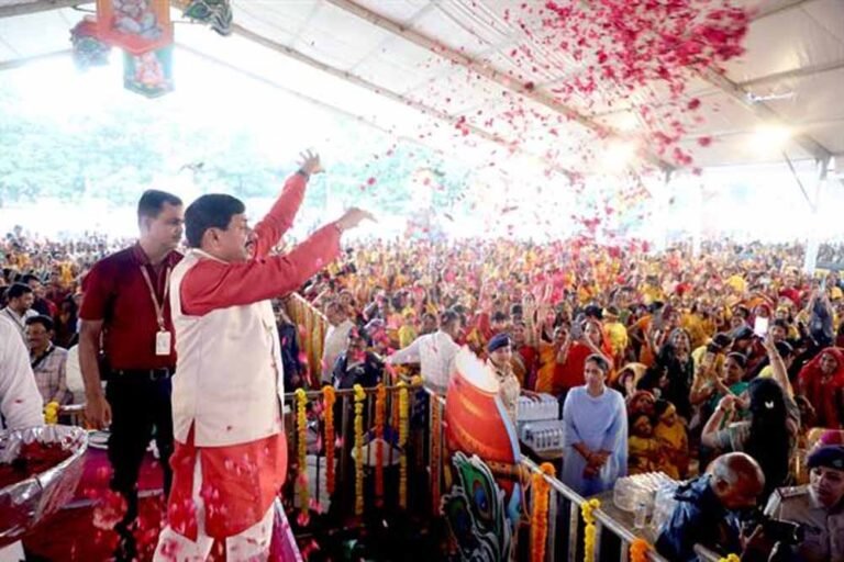 cm_in_indore.jpg