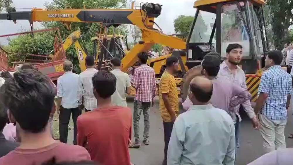 jcb.jpg