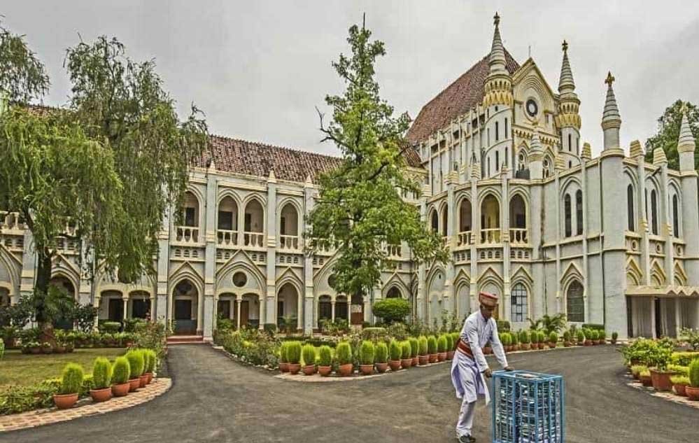 High_Court_mp_200_4-1.jpg