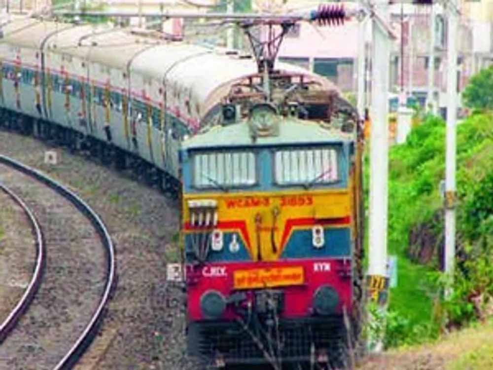 tren01-1.jpg