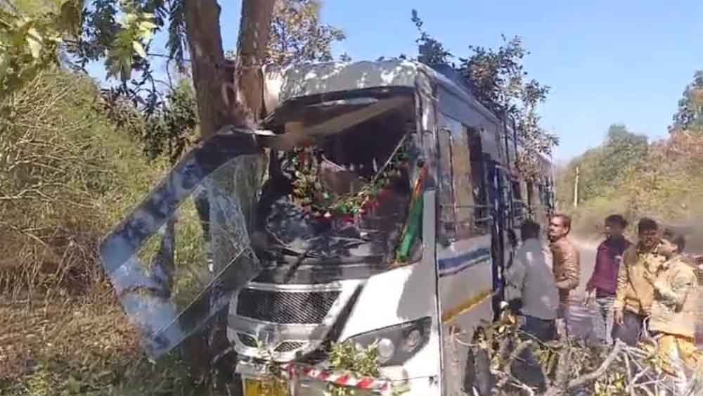 bus-1.jpg