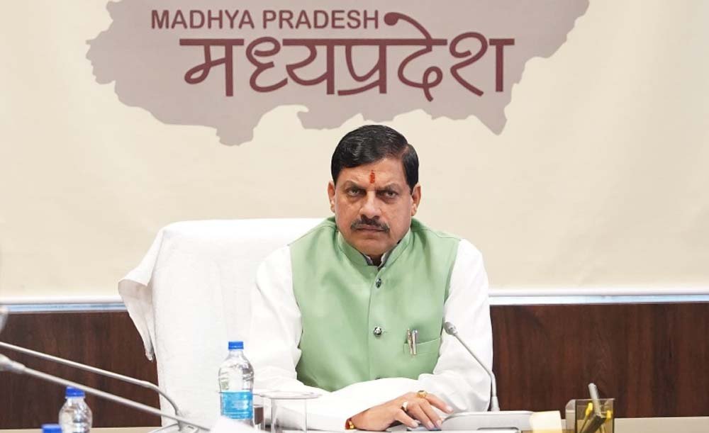 mohan3.jpg
