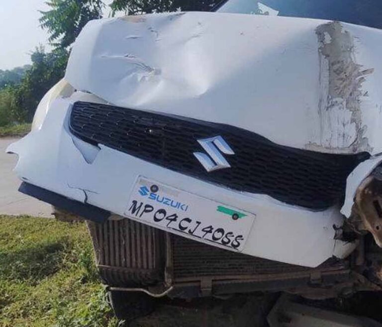 car1.jpg