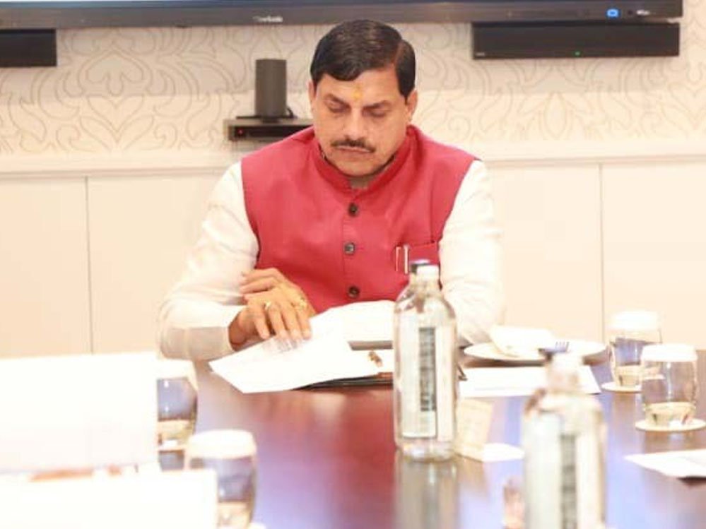 mohan_6A_7-3.jpg
