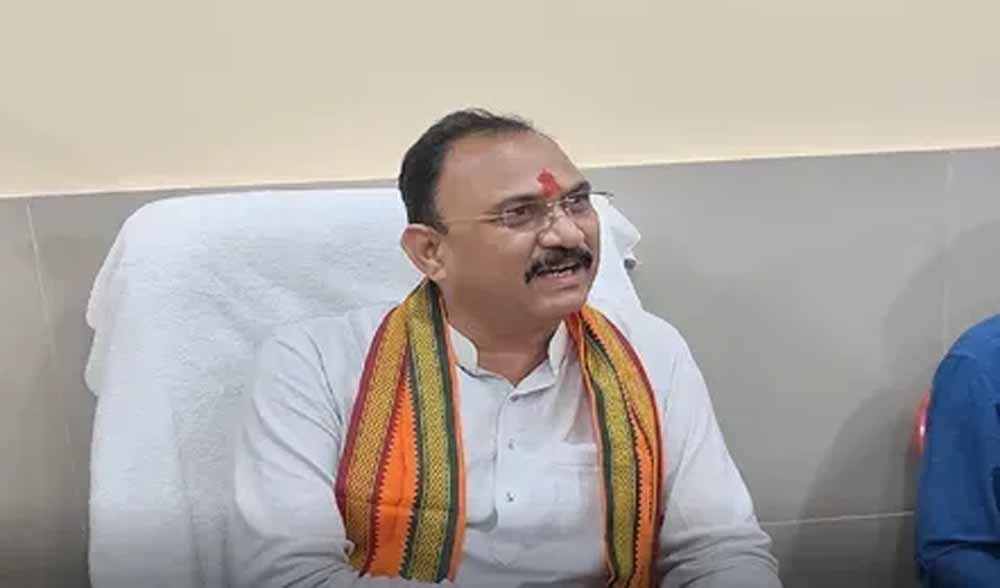 shayam_mantri1.jpg
