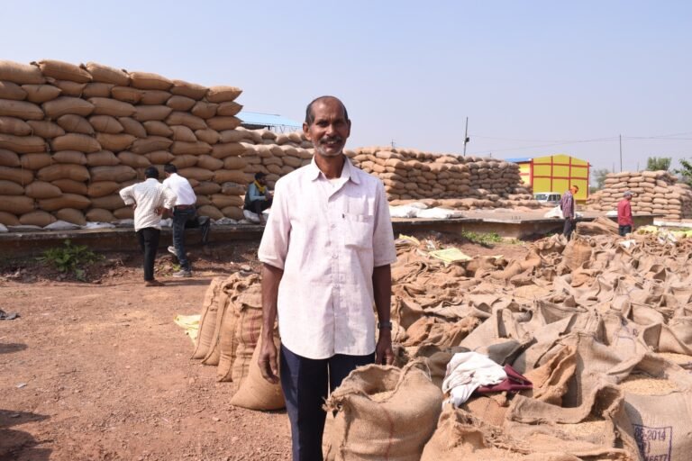 राजनांदगांव : खरीफ विपणन वर्ष 2025-26, किसान सेवक दास ने धान खरीदी केन्द्र रामपुर में बेचा 50 क्विंटल धान
