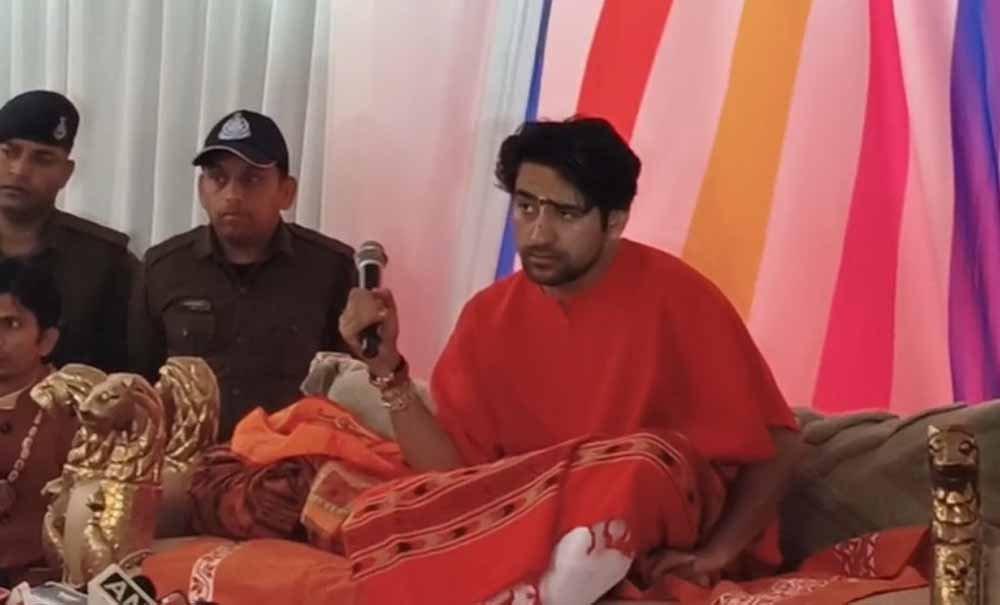 shastri1-3.jpg