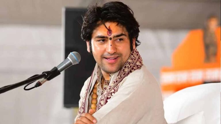 Dhirendra_Shastri_119_1.jpg