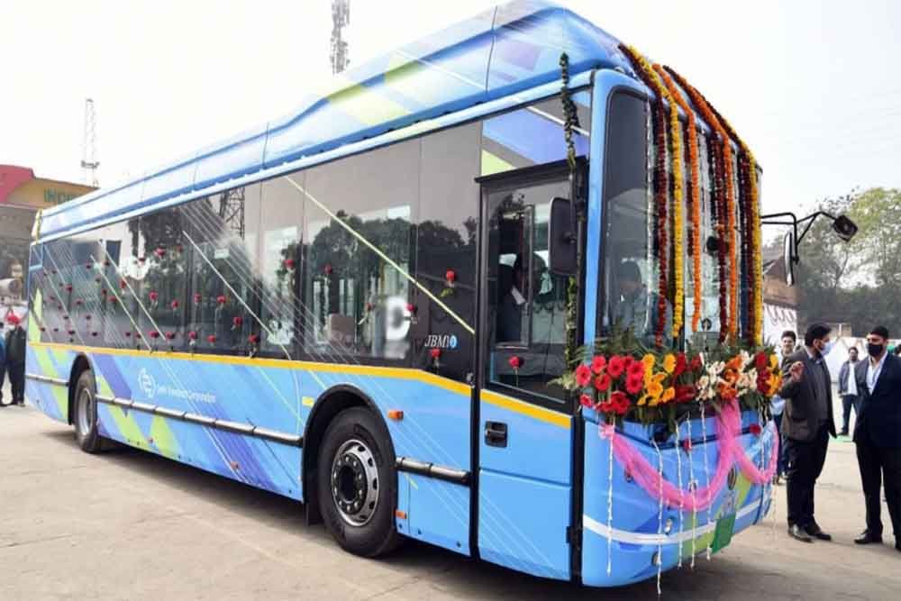 bus1.jpg
