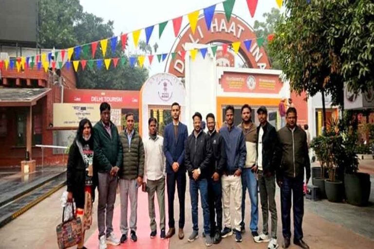 delhi_haat.jpg