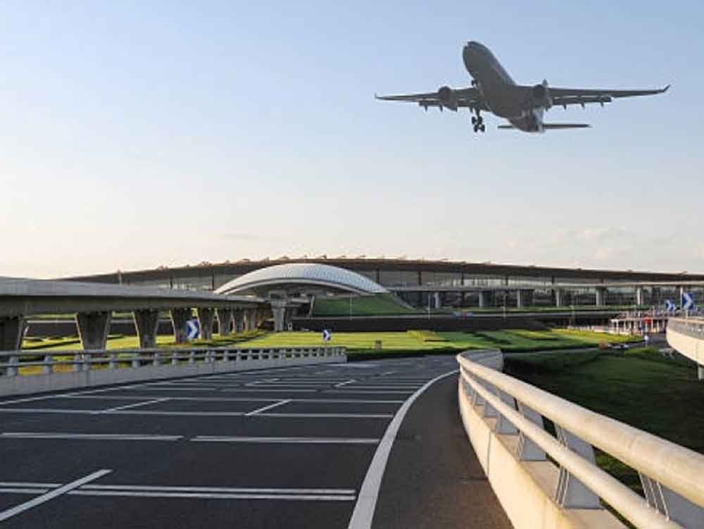 airport1.jpg