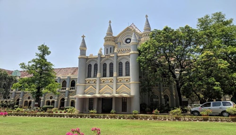 high_court_8A_66_61_6-2.jpg