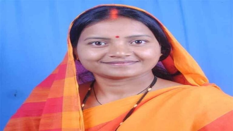 laxmi_rajvade2.jpg