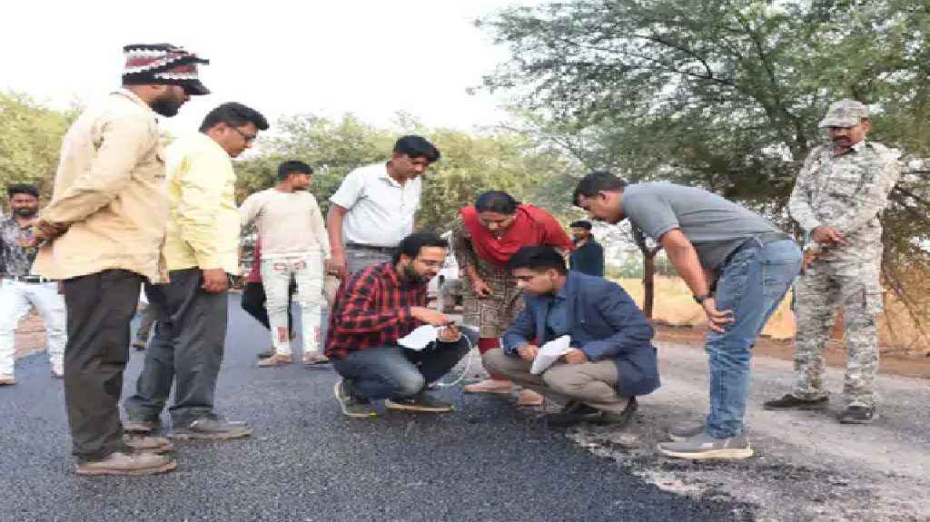 राजनांदगांव : निर्माणाधीन सड़कों को बारिश के पूर्व पूर्ण करने के दिए निर्देश, पटेवा से पेंड्री तक की सड़क का निर्माण…