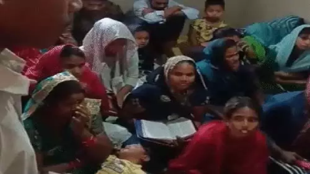 CG : पुलिस को प्रार्थना सभा रोकने का अधिकार नहीं : हाईकोर्ट …