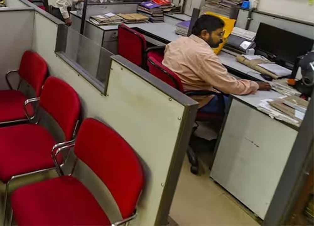 office1-1.jpg
