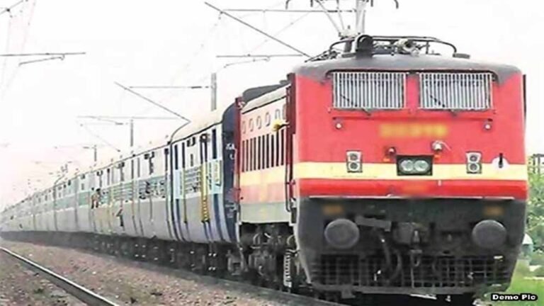 train1-1.jpg