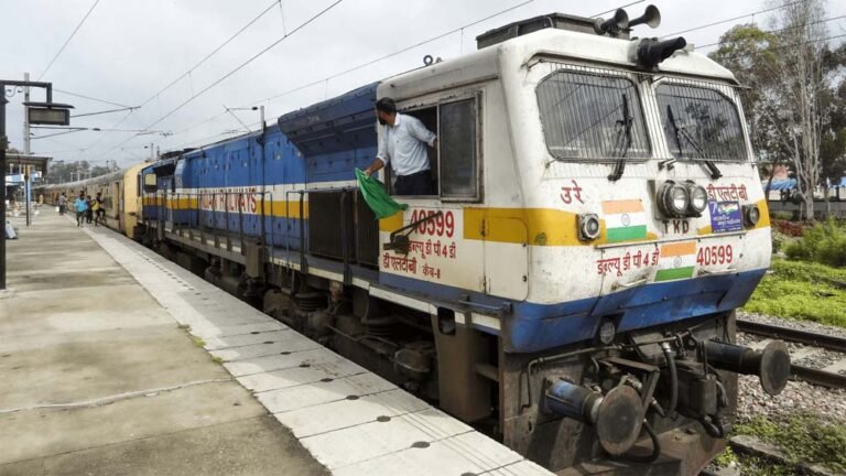 train1-3.jpg