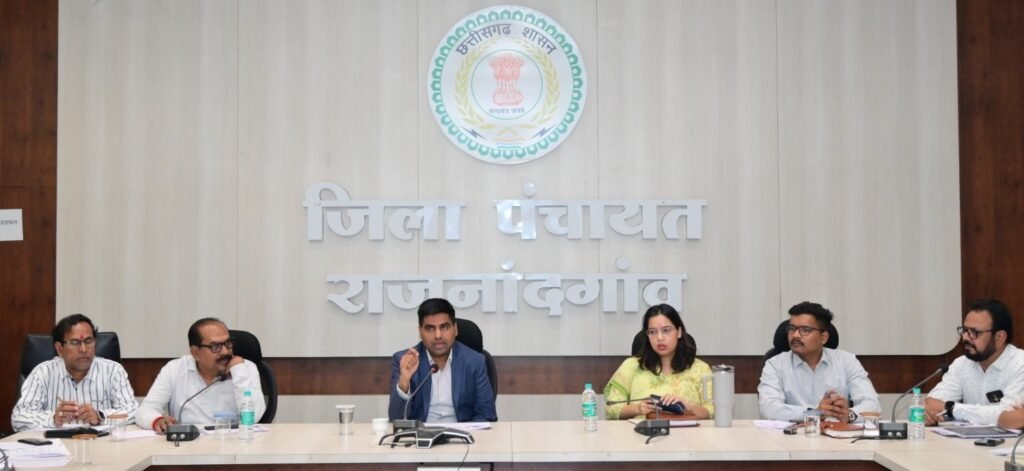 राजनांदगांव : बच्चों का सर्वांगीण विकास सर्वोच्च प्राथमिकता - कलेक्टर