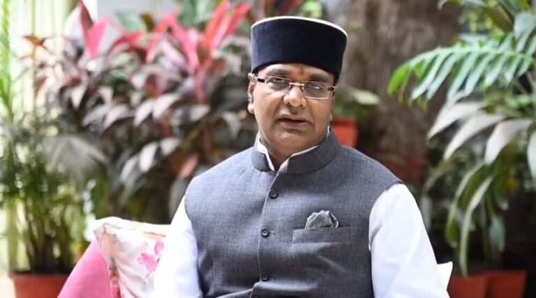 Vishwas_Sarang_MinisterA_126_1-1.jpg