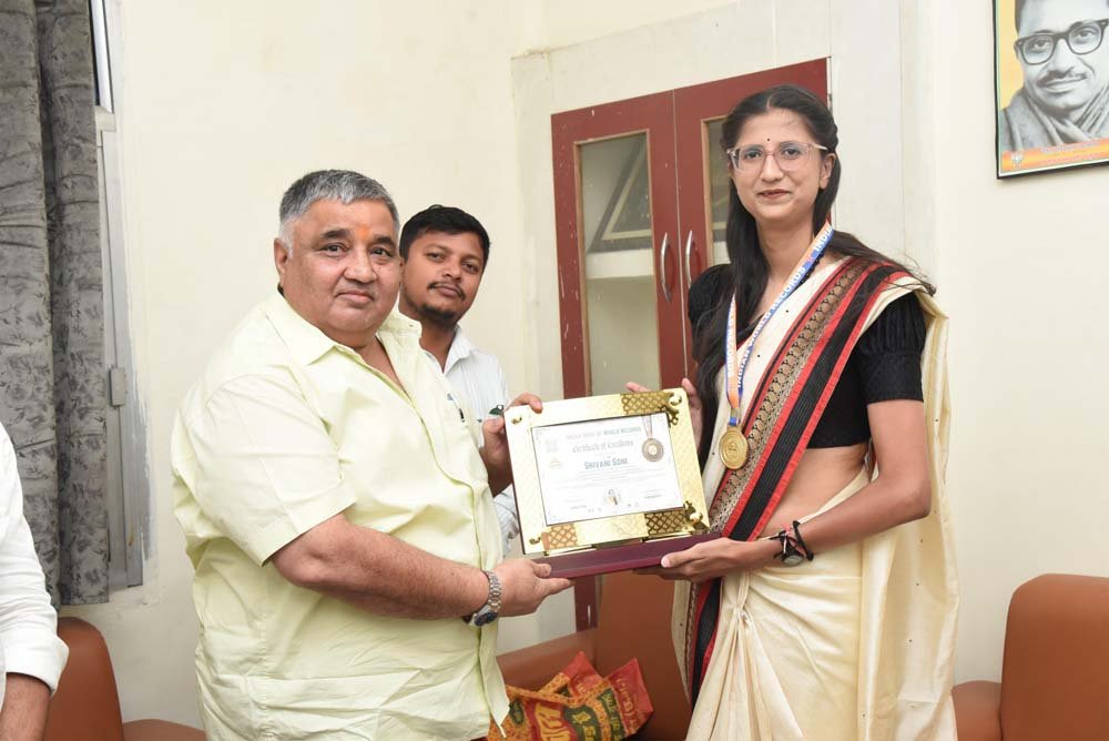 rAJESJH-1.jpg