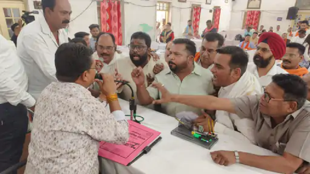 राजनांदगांव : विशेष सामान्य सभा में टैक्स घटाने का प्रस्ताव पास, आय बढ़ाने बहस…