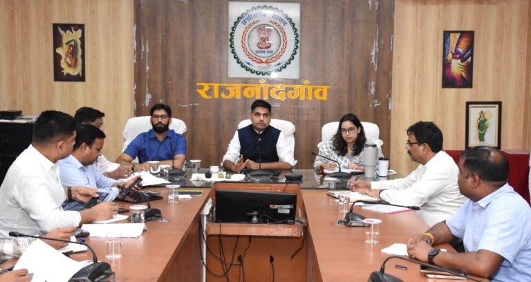 राजनांदगांव : कलेक्टर ने सुशासन तिहार 2026 अंतर्गत जनसमस्या निवारण शिविरों की तैयारी के संबंध में ली बैठक