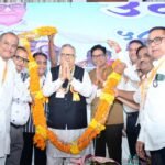 राजनांदगांव : विधानसभा अध्यक्ष की अध्यक्षता में छत्तीसगढ़ चेम्बर ऑफ कॉमर्स एण्ड इंडस्ट्रीज राजनांदगांव के जिला स्तरीय व्यापारी महाअधिवेशन का शुभारंभ