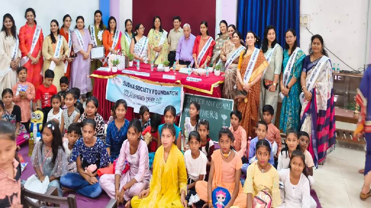 CG : अंतर्राष्ट्रीय मातृ दिवस पर सुधा सोसाइटी फाउंडेशन ने 23 माताओं का किया सम्मान …