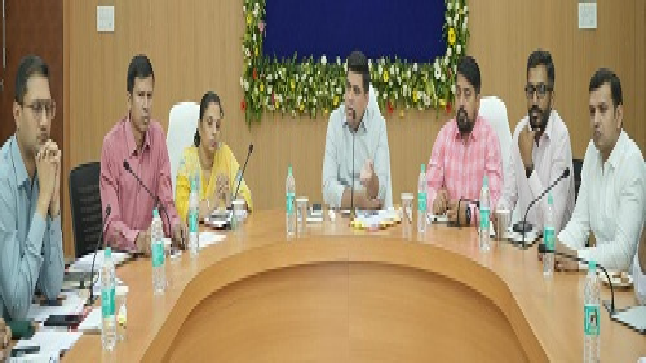 CG : सुशासन तिहार में प्राप्त आवेदनों का समय-सीमा में निराकरण करें : कलेक्टर …